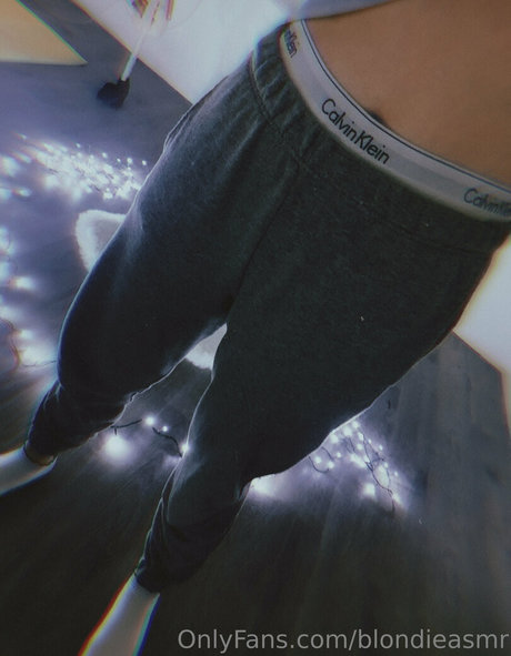 Blondieasmr