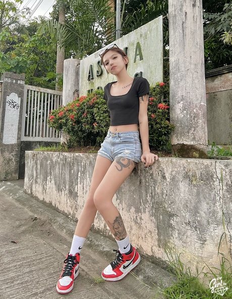 Nahá fotka uniklých OnlyFans od Bhel Esguerra