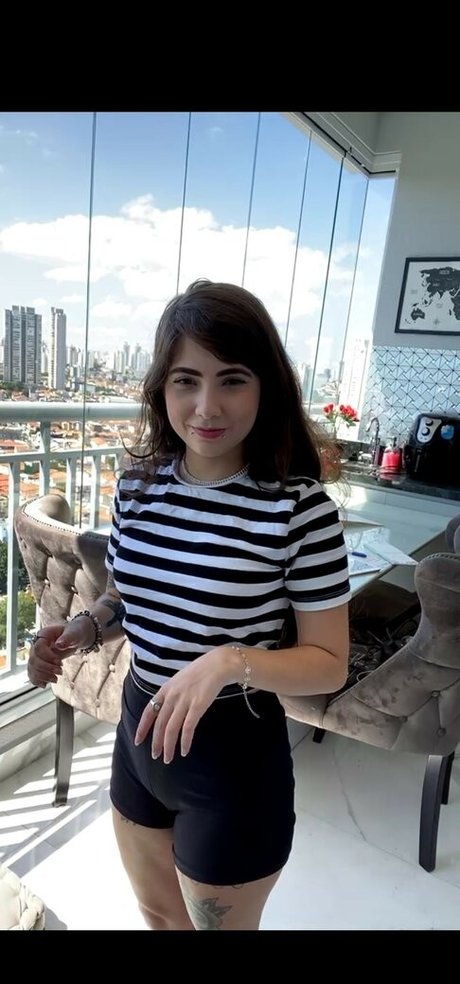 Nahá fotka uniklých OnlyFans od Nicole Diretora