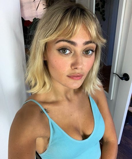 Naken lekkede OnlyFans-bilde av Ella Purnell