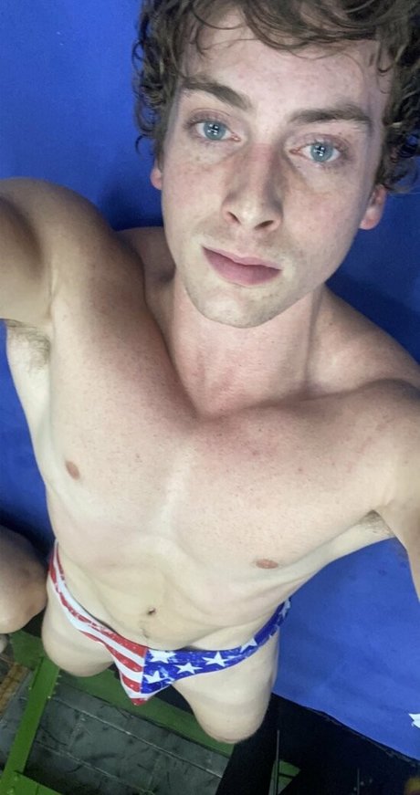 Nøgent lækket OnlyFans-billede af Calebsky