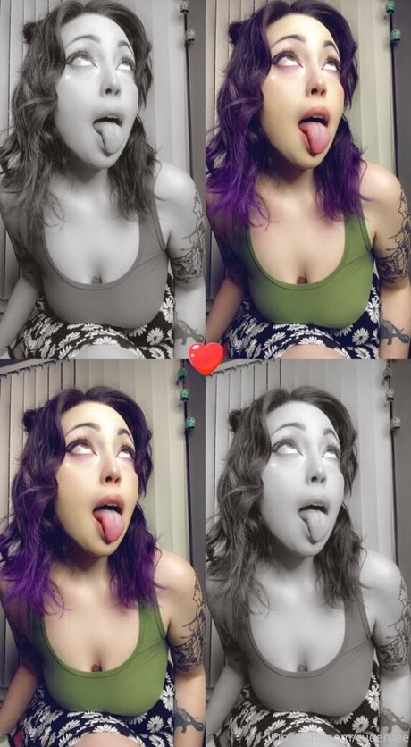 Nahá fotka uniklých OnlyFans od Rueeruee