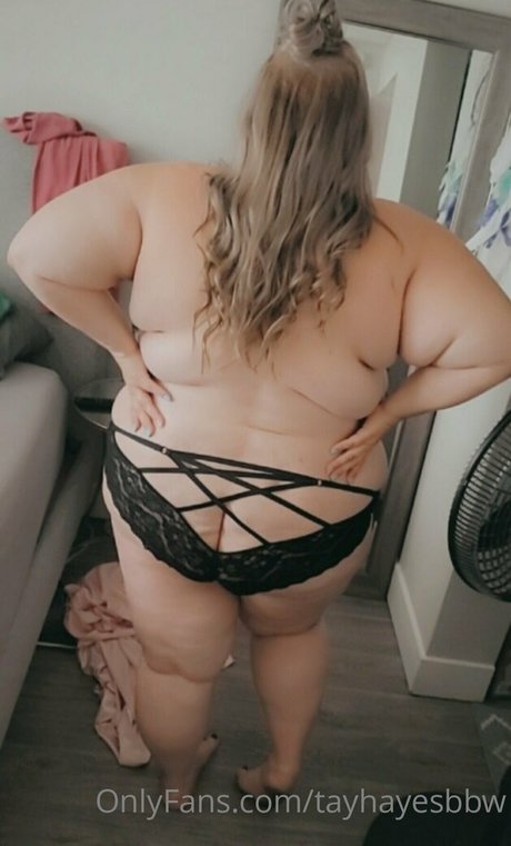 Nahá fotka uniklých OnlyFans od Tayhayesbbw