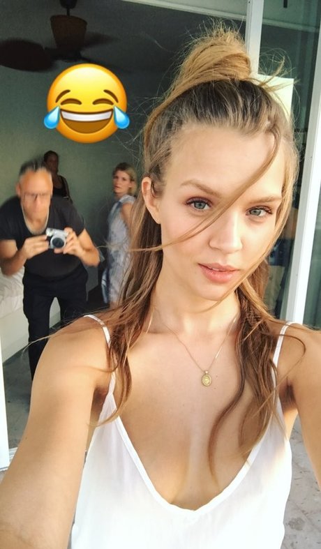 Josephine Skriver