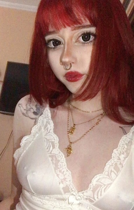 Nahá fotka uniklých OnlyFans od Voidnana
