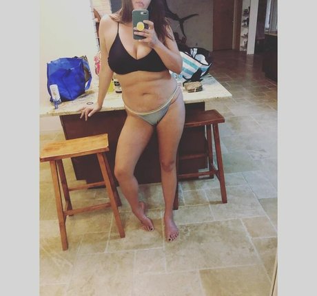 Tallnerdywoman