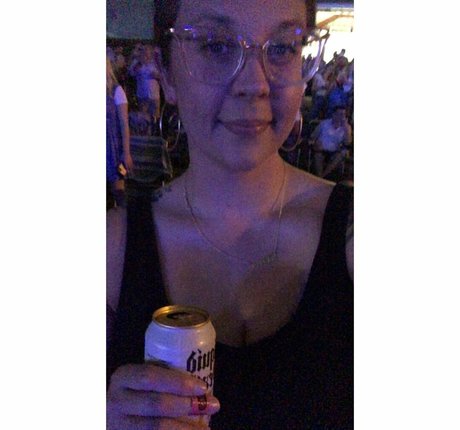 Tallnerdywoman