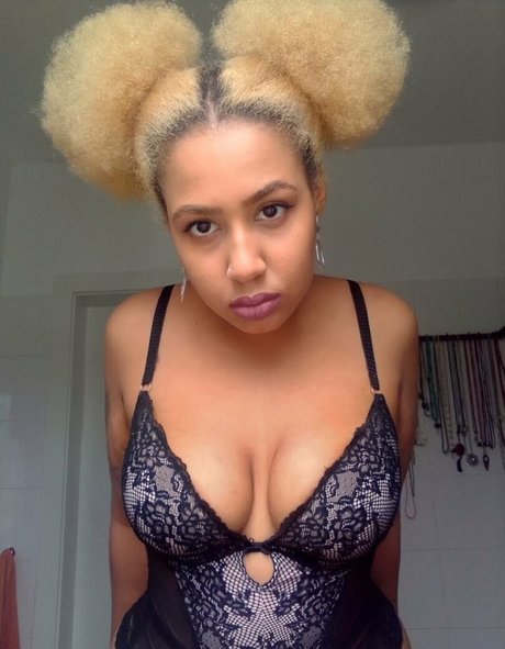 Schuggamamabbb OnlyFans