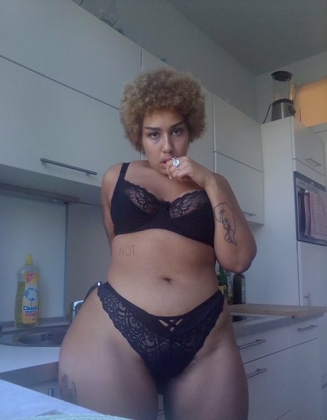 Nahá fotka uniklých OnlyFans od Schuggamamabbb