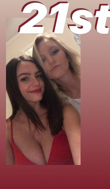 Alaston vuotanut OnlyFans-kuva Theresa
