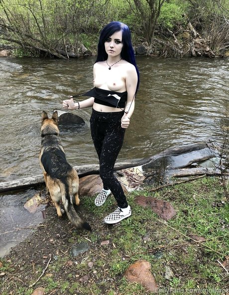 Naken läckt OnlyFans-bild av Mollyrot
