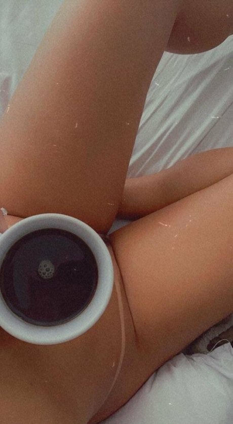 Naken läckt OnlyFans-bild av Melaooficial