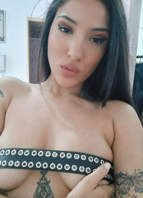 Naken lekkede OnlyFans-bilde av Kendraxs