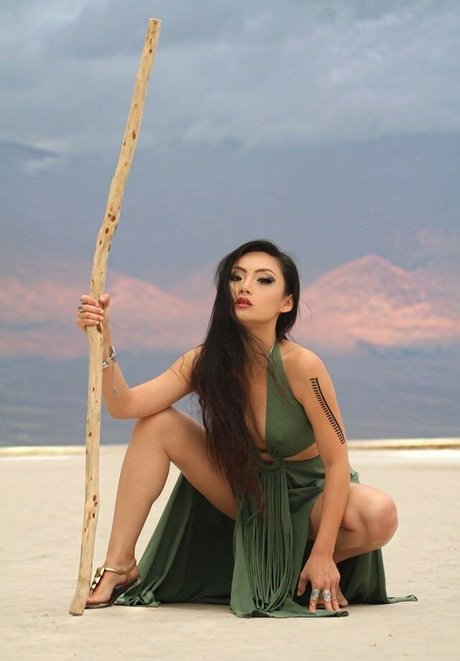 Foto di nudo di fuga di OnlyFans di Tina Guo