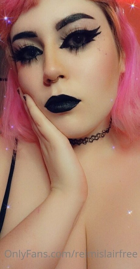 Nacktes geleaktes OnlyFans-Foto von Ggreimifree