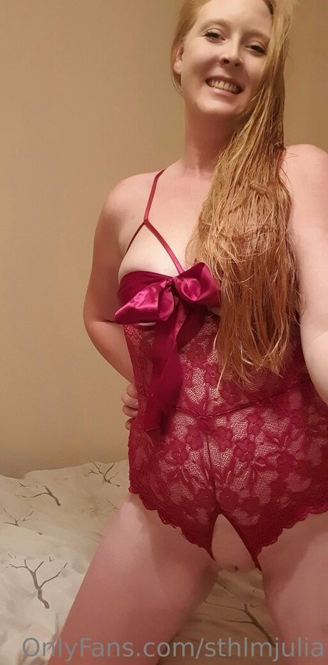 Nahá fotka uniklých OnlyFans od Sthlmjulia