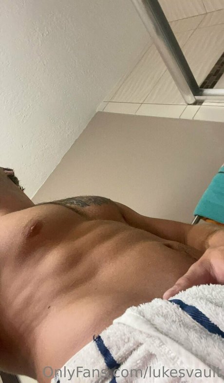 Nahá fotka uniklých OnlyFans od Lukesvault