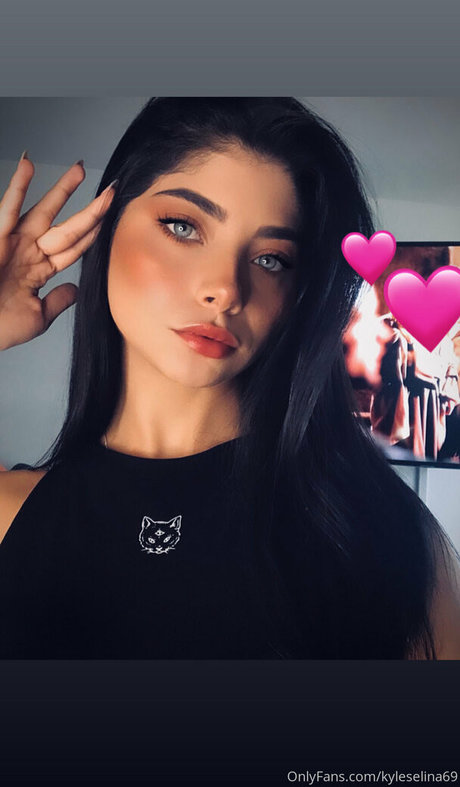 Foto desnuda filtrada de OnlyFans de Selenakyle69