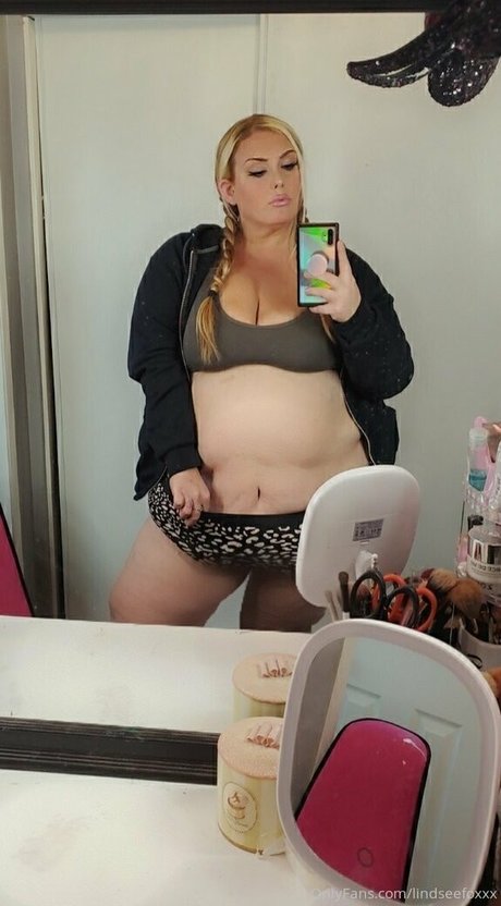 Lindseefoxxx