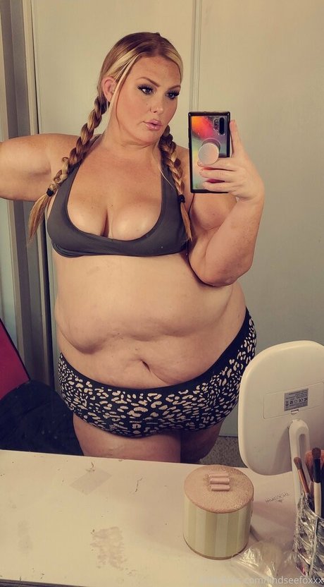 Lindseefoxxx
