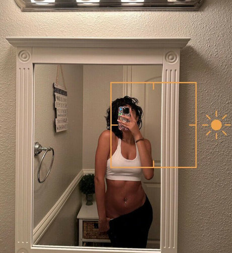 Roseebby20 OnlyFans