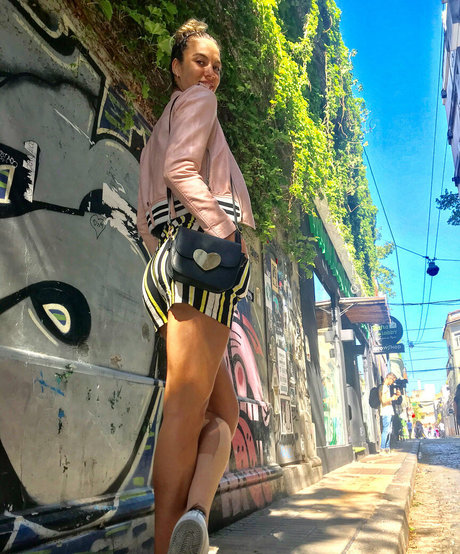 Обнаженная фотография утечки OnlyFans от Elina Rodriguez
