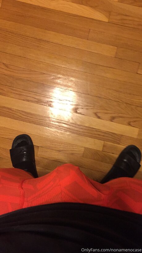 Foto nua vazada do OnlyFans de Nonamenocase