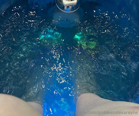 Photo nue de fuite OnlyFans de Goddessalexarayne
