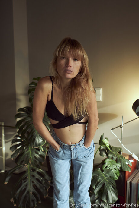 Naken läckt OnlyFans-bild av Maracarlson For Free