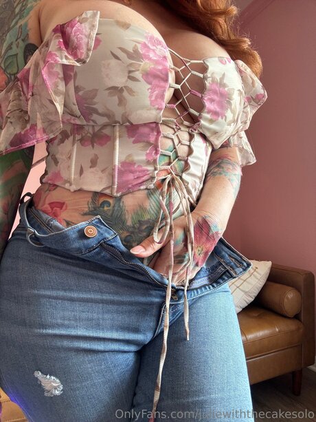 Juliewiththecakepeeks  nude leaked OnlyFans photo