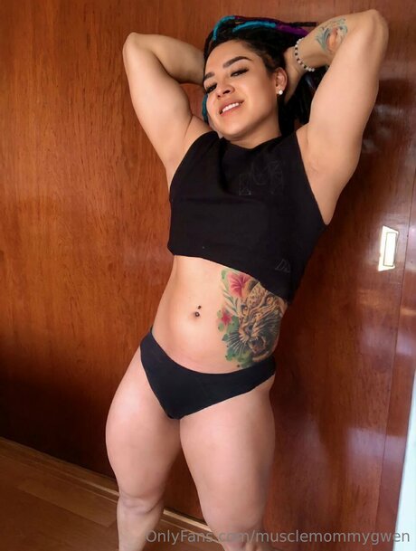 Queenmuscleavery OnlyFans 유출 누드 사진
