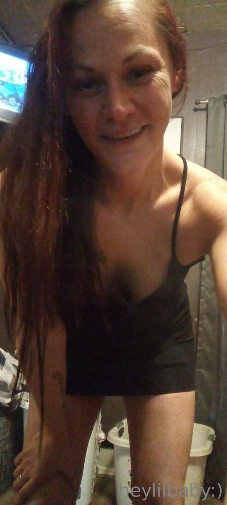 Обнаженная фотография утечки OnlyFans от Heylilbaby