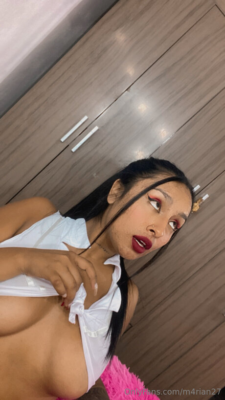 Nacktes geleaktes OnlyFans-Foto von M4rian27