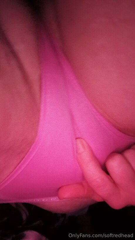 Foto nua vazada do OnlyFans de Softredhead