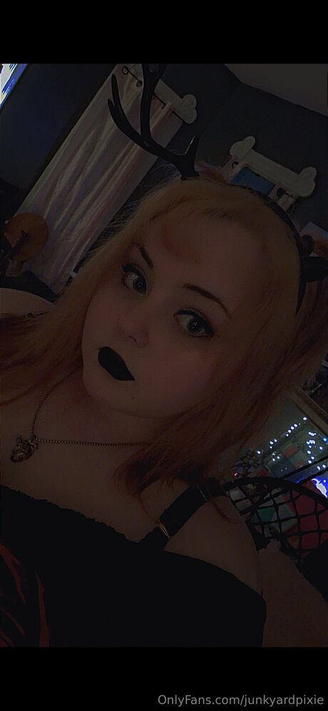 Junkyardpixie