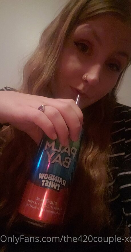 Nacktes geleaktes OnlyFans-Foto von The420couple Xo