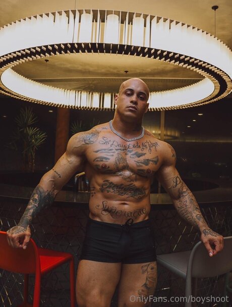Обнаженная фотография утечки OnlyFans от Boyshoot