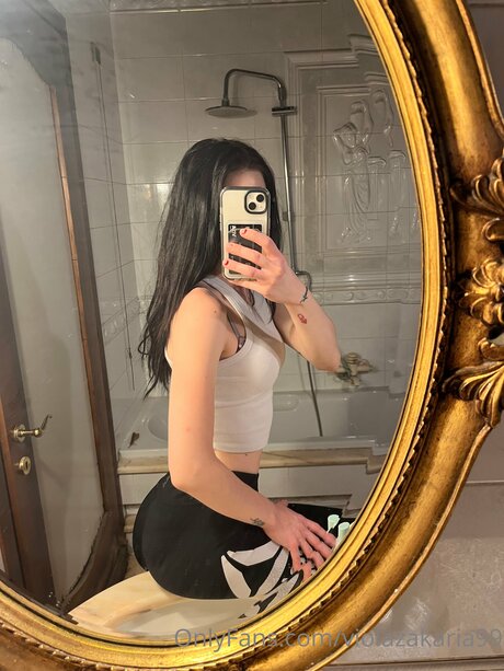 Violazakaria99