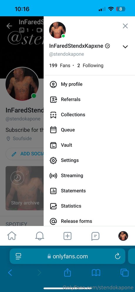 Naakte gelekte OnlyFans-foto van Stendokapone