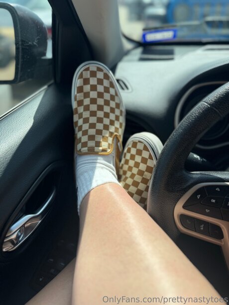 Foto desnuda filtrada de OnlyFans de Prettynastytoes