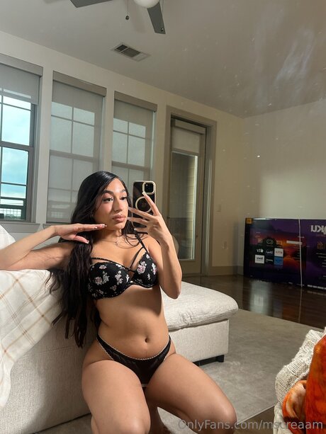Naken läckt OnlyFans-bild av Mscreaam