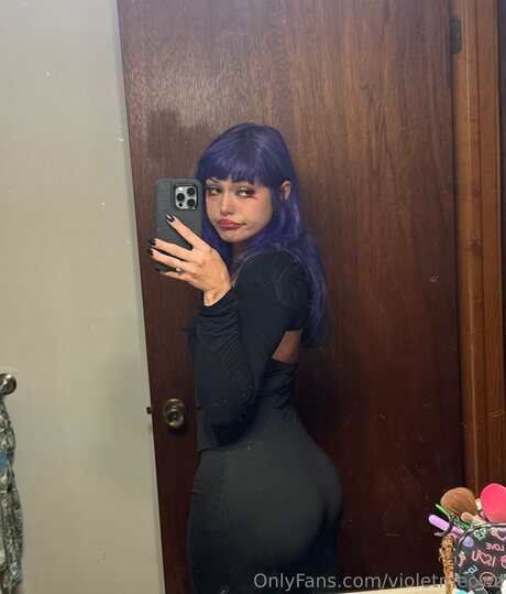 Violetmeowz