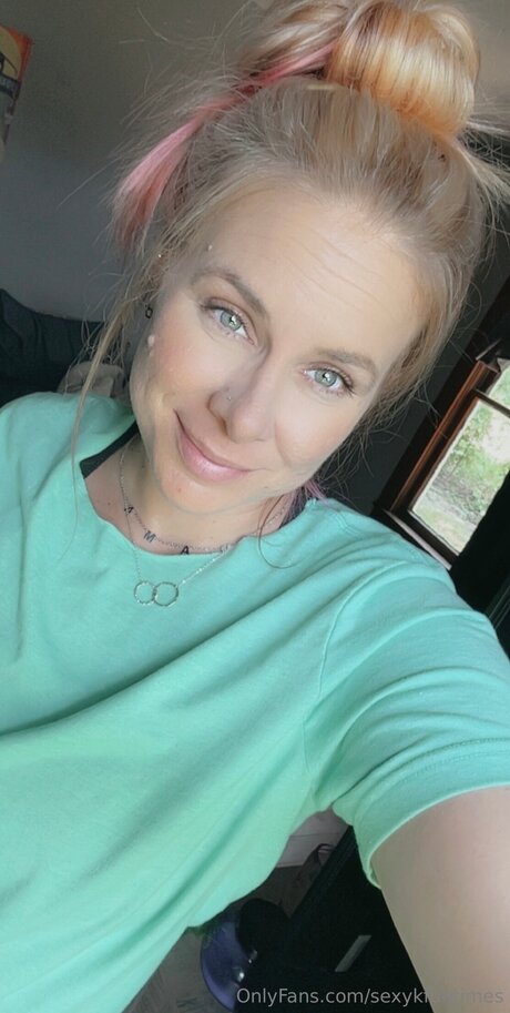 Foto nua vazada do OnlyFans de Sexykfuntimes