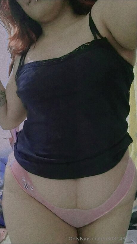 Naken läckt OnlyFans-bild av U308143049