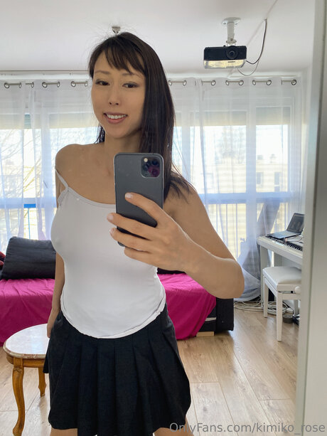 Kimiko Rose
