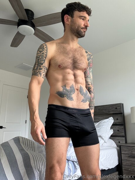 Nahá fotka uniklých OnlyFans od Alexlegendxxx