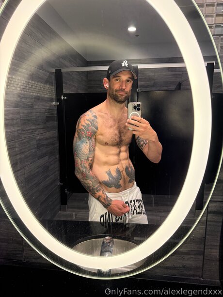 Alexlegendxxx OnlyFans 유출 누드 사진