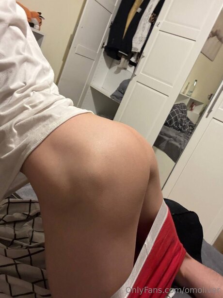 Nacktes geleaktes OnlyFans-Foto von Omoliver