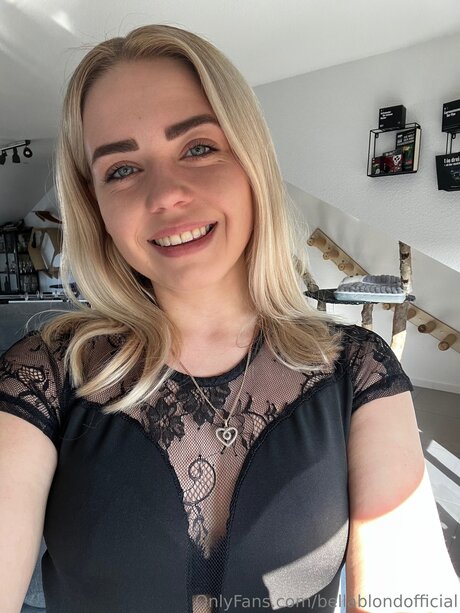 Bellablondofficial