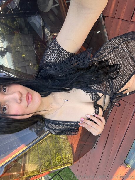 Nacktes geleaktes OnlyFans-Foto von Conniwaiss